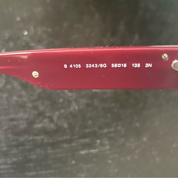 Authentic New Burberry Oversized Rectangular BE4104 Cyclamen Sunglasses NWB - Picture 8 of 10